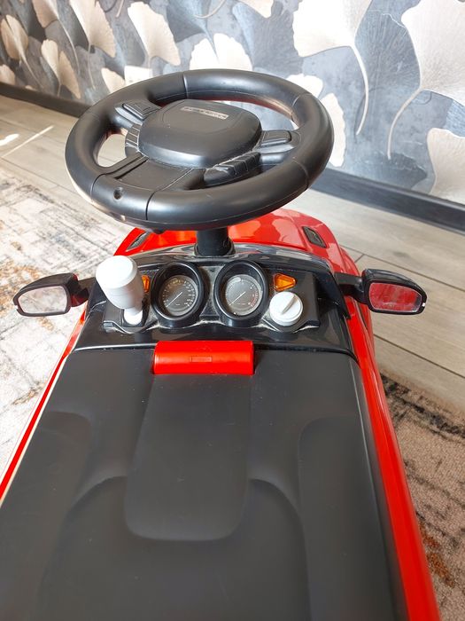 Толокар ( машинка каталка )