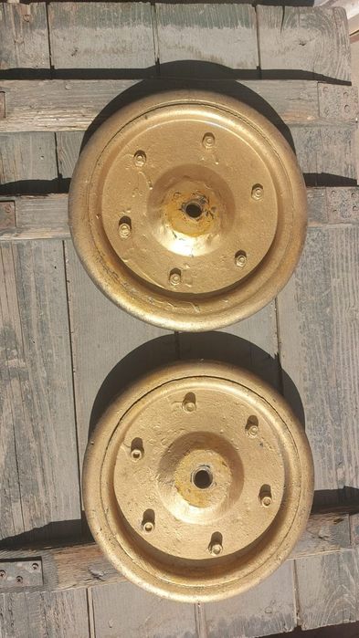 Продам колеса та тачки.