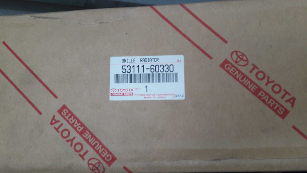 Решетка радиатора Toyota