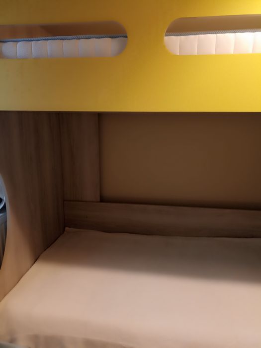 Двуетажно легло за матраци 82/190 (с включени подматрачни)