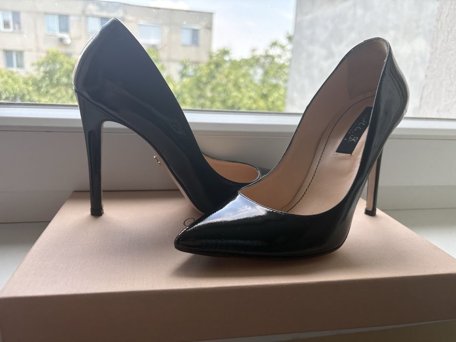 Vand pantofi stiletto din piele Musette