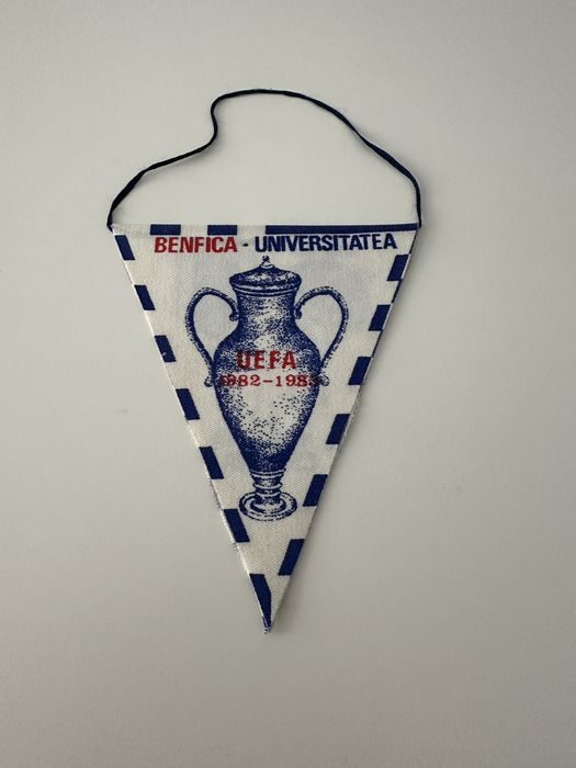 Vand fanion Universitatea Craiova - Benfica Lisabona, 1983, semifinale