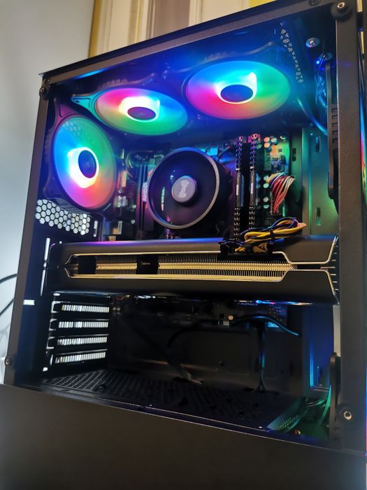 Unitate PC Gaming Ryzen 5 PRO 4650G, 16 GB RAM , rx 5700 xt, 512GB SSD