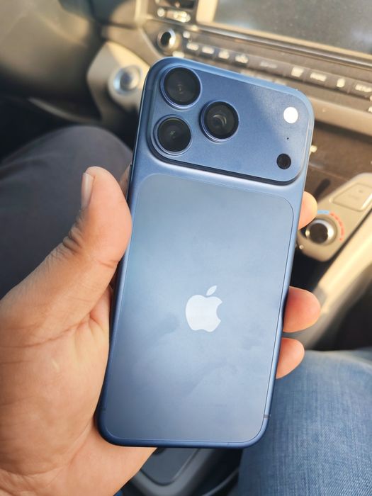 Айфон 17 про Мах 256г