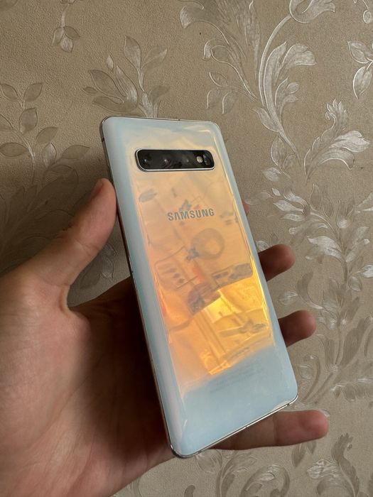Samsung s 10 5g iphone 5se: 800 000 so’m