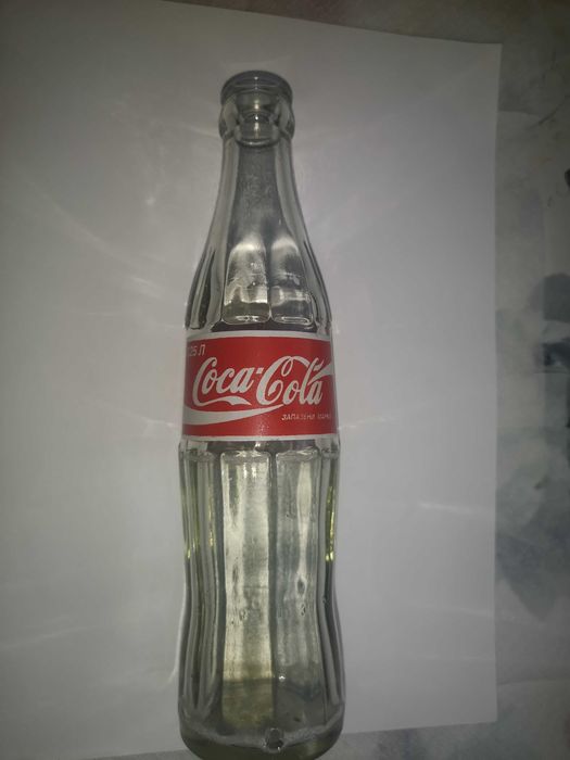 Стъклена бутилка Кока Кола
