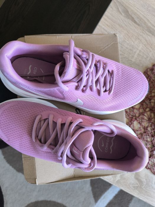 Дамски маратонки Найк