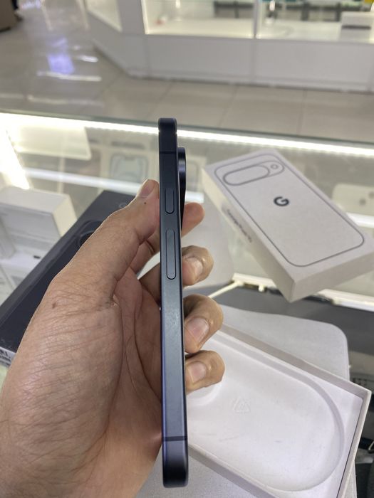 Продам Google Pixel 10