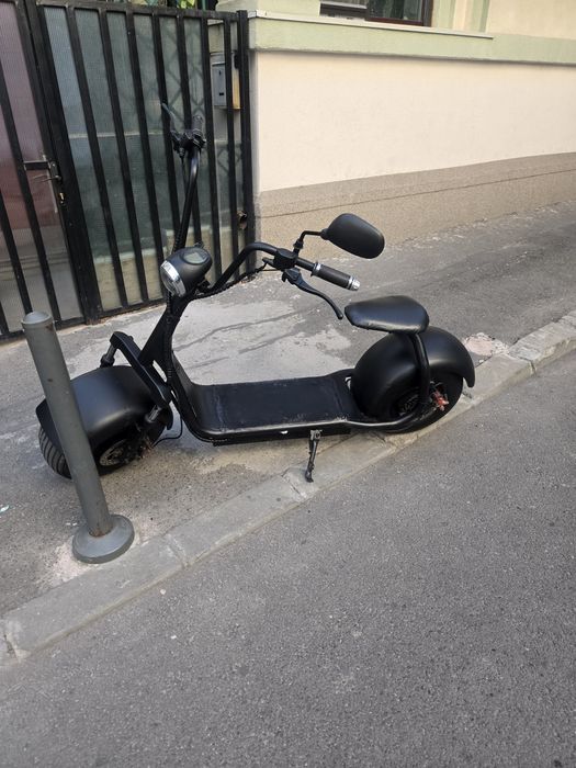 Motor electric .
