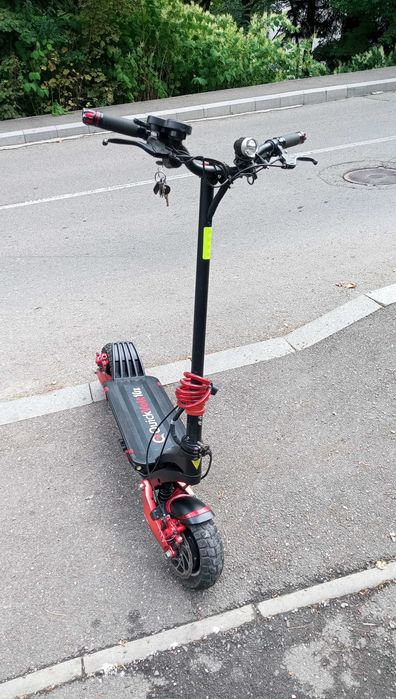 Vând trotineta quick volt 10x
