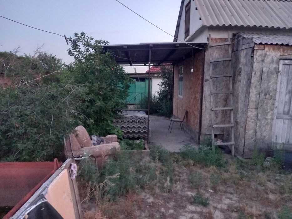 Продам дачу на восточном