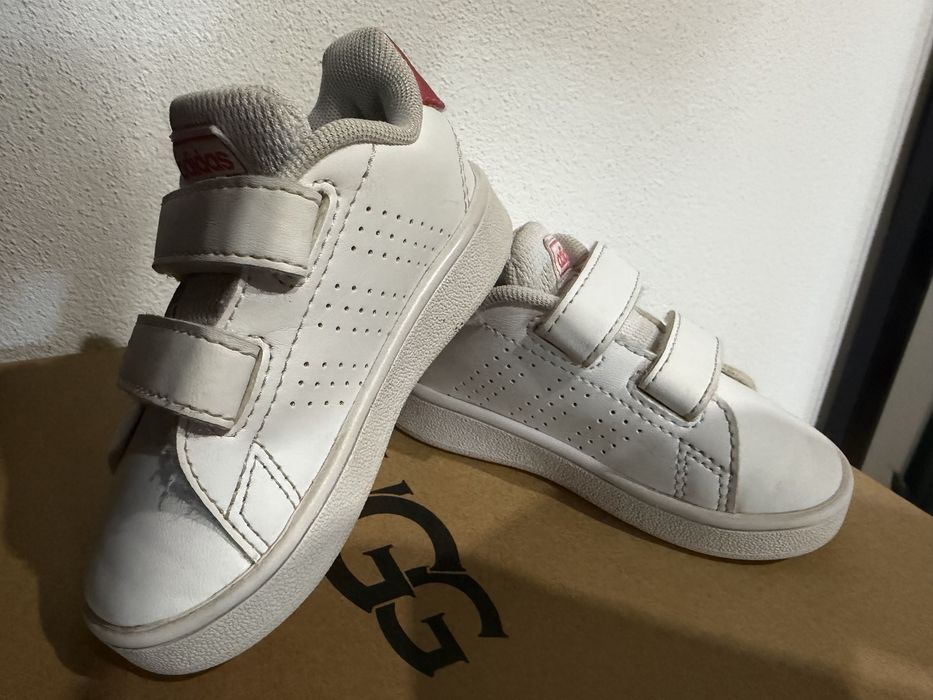 Adidasi adidas fetite