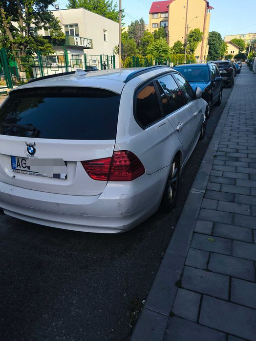 BMW E91 Facelift 2011 - 2.0 Diesel