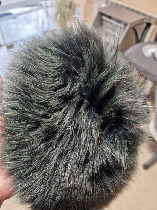 Яка и маншети от лисица