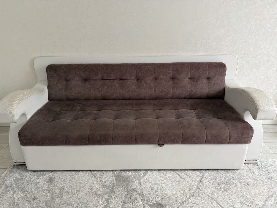 Диван 3/1  очень хороший диван