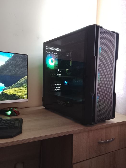 1440p/2K Силен Геймърски Компютър