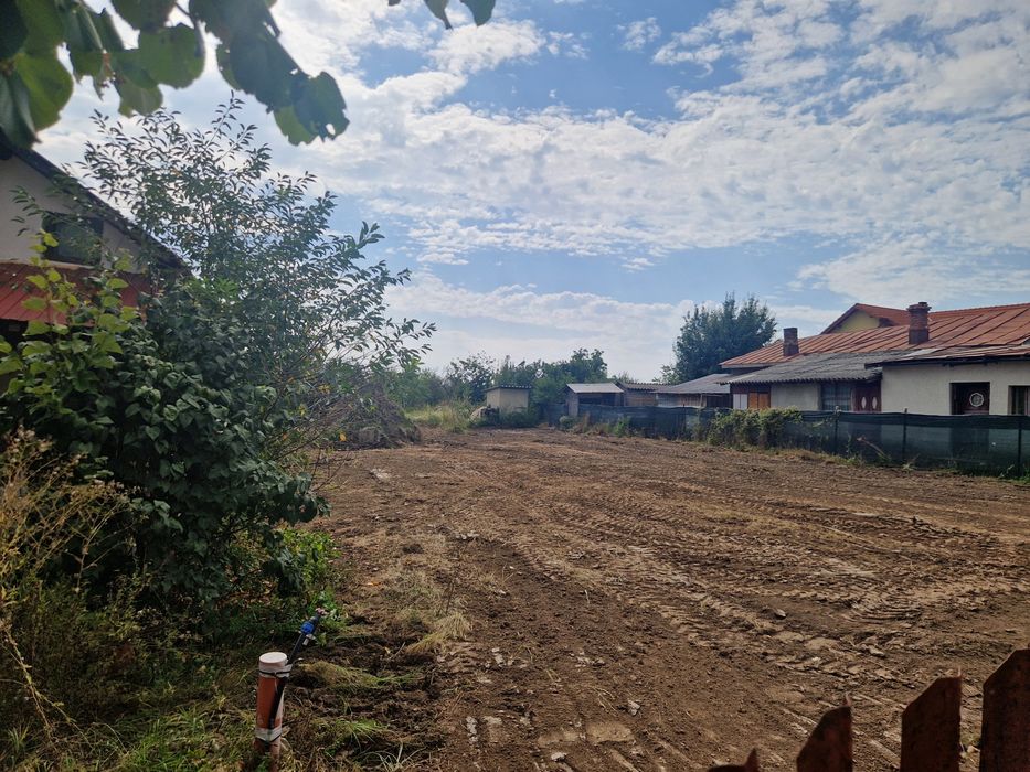 Teren intravilan Ulmi, Dimoiu