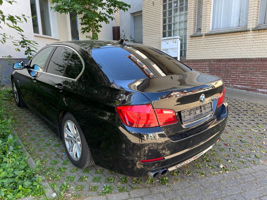 Броня предна с дистроник , задна и прагове оригинални Bmw F10 2011-