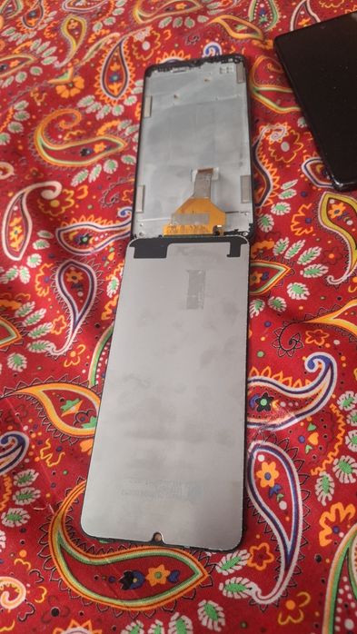 Продам телефоны не рабочие