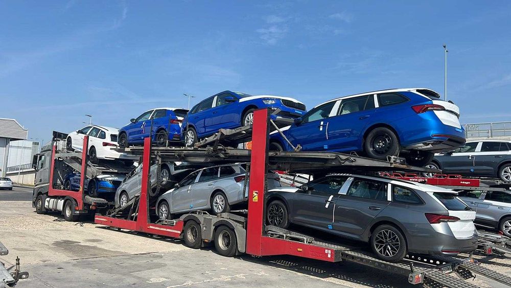 Mercedes-Benz Actros 1842 + Rolfo 8 pozitii -> Transportor Auto