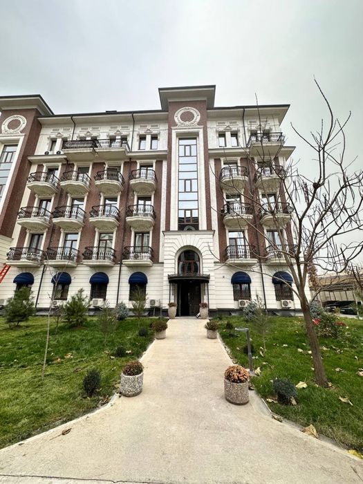 Cambridge Residense 3+3/1/5 дуплекс 220 кв