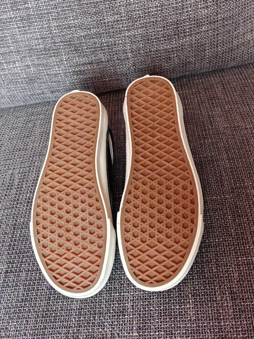 НОВИ Кецове Vans,номер 38.5