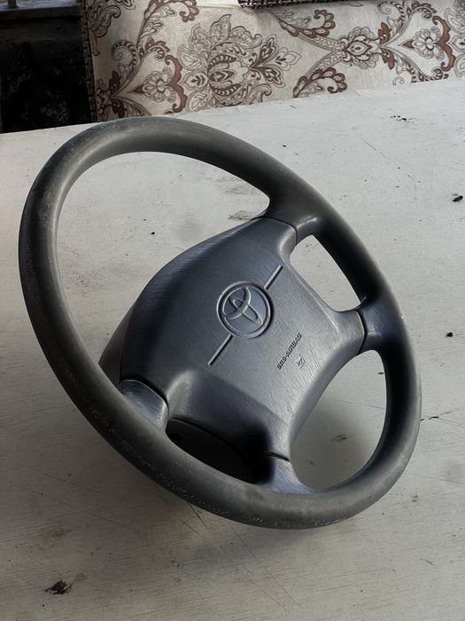 Продам Toyota руль