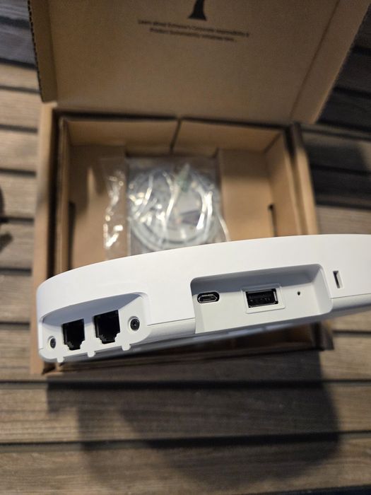 Access point profesional/enterprise Extreme Networks AP4000-WW WiFi 6E 3.9Gbps PoE – complet, testat, 100% FUNCȚIONAL