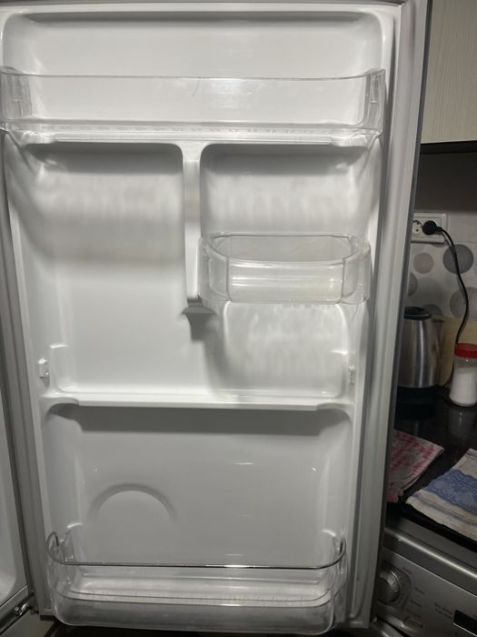 Продаю холодильник