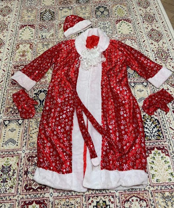 Одежда ДЕДА МОРОЗА и Снегурочки
