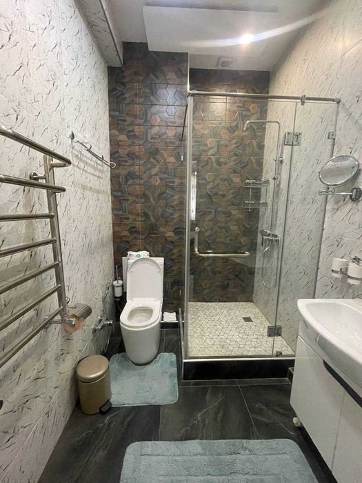 Продается квартира 3-х комнатная - Мирзо Улугбекский район, Паркент