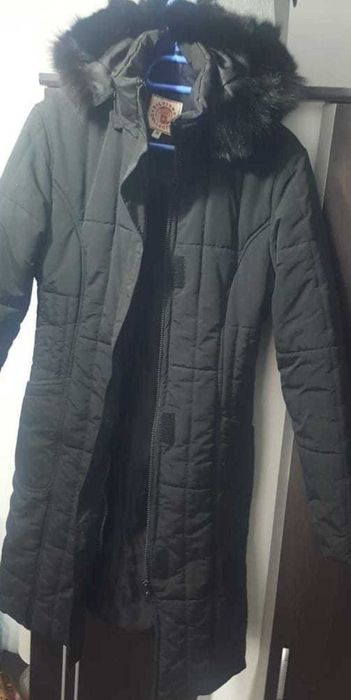 Geaca neagra femei cu gluga detasabila, mărimea 36/S