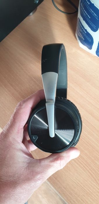 Casti audio bluetooth