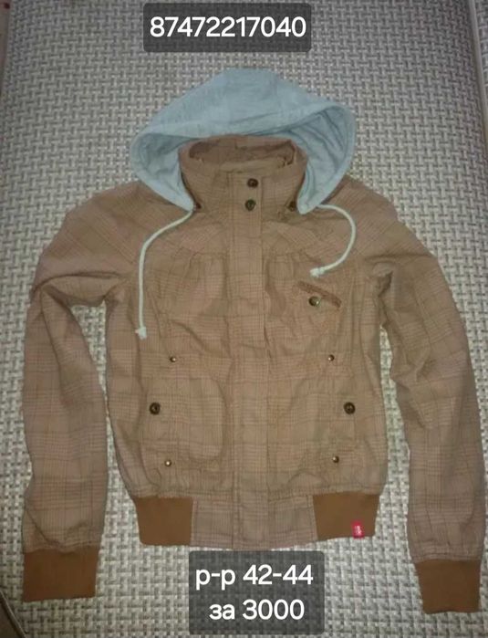 Весении куртки,  пиджаки