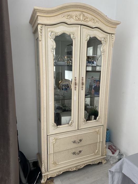 Продаю шкаф для зала