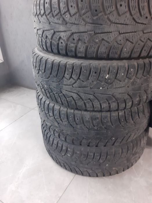 Продам зимние шины