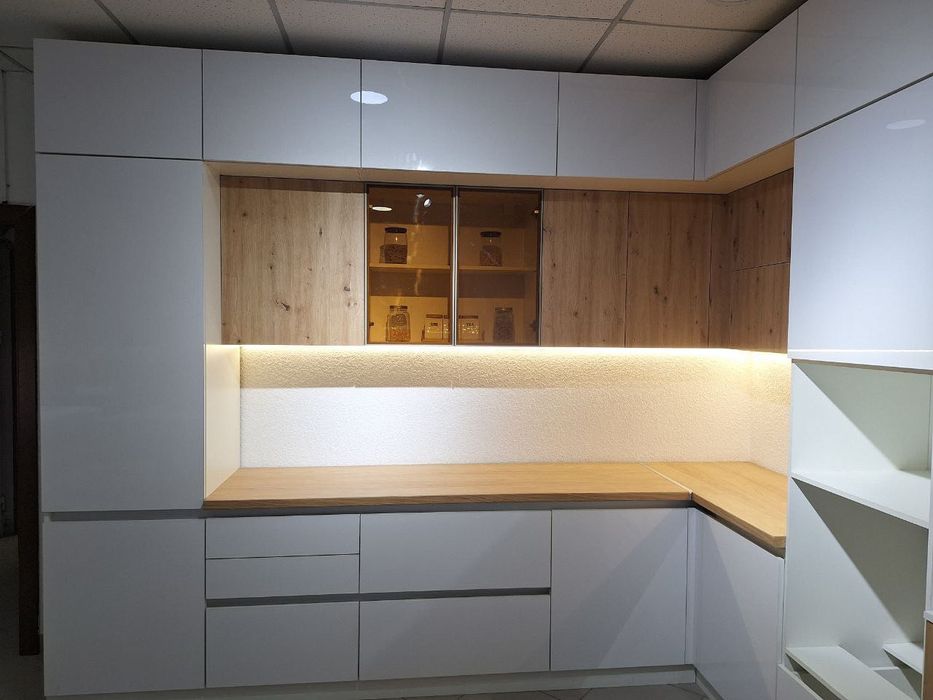 Продаётся выставочный образец кухни из шоурума