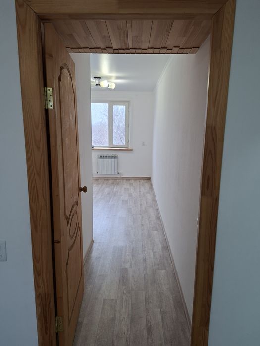 Продаётся 2-ком квартира.  7 мкр.