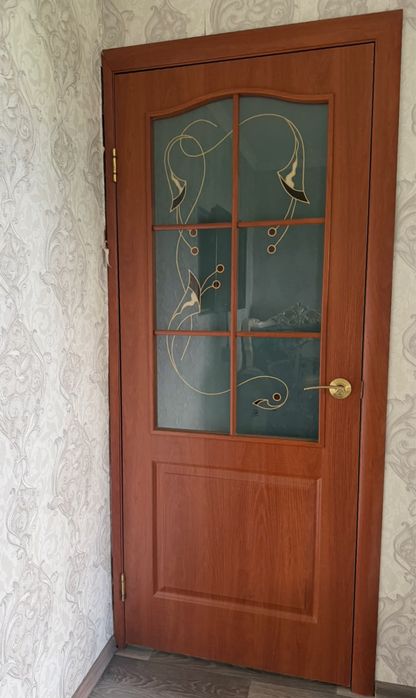 Продам межкомнатные двери с аркой
