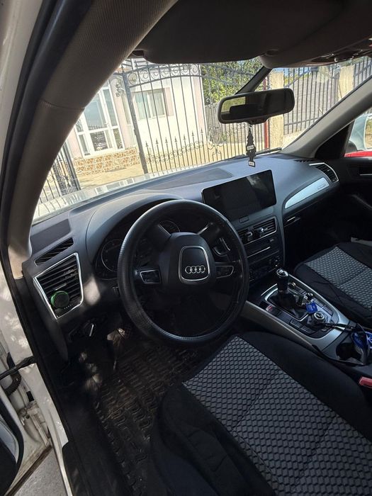 Audi Q5 2.0 TDI – Manual