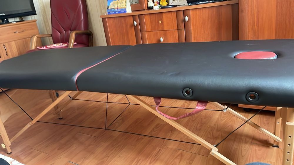 Медицинская кушетка