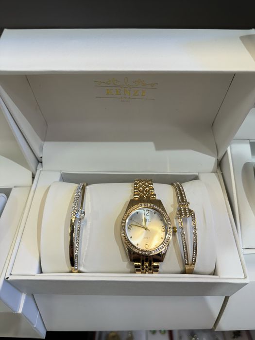 Set cadou ceas și brățara de dama