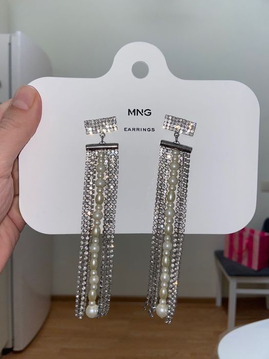 Продам серьги Mango