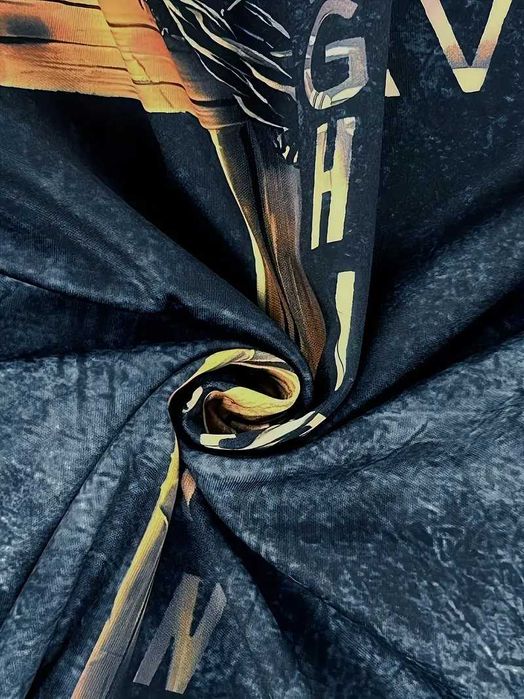 Футболка с длинным рукавом