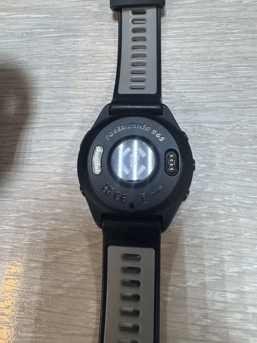 Продам garmin forerunner 965