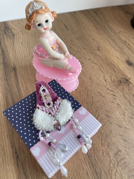 Брошь саукеле