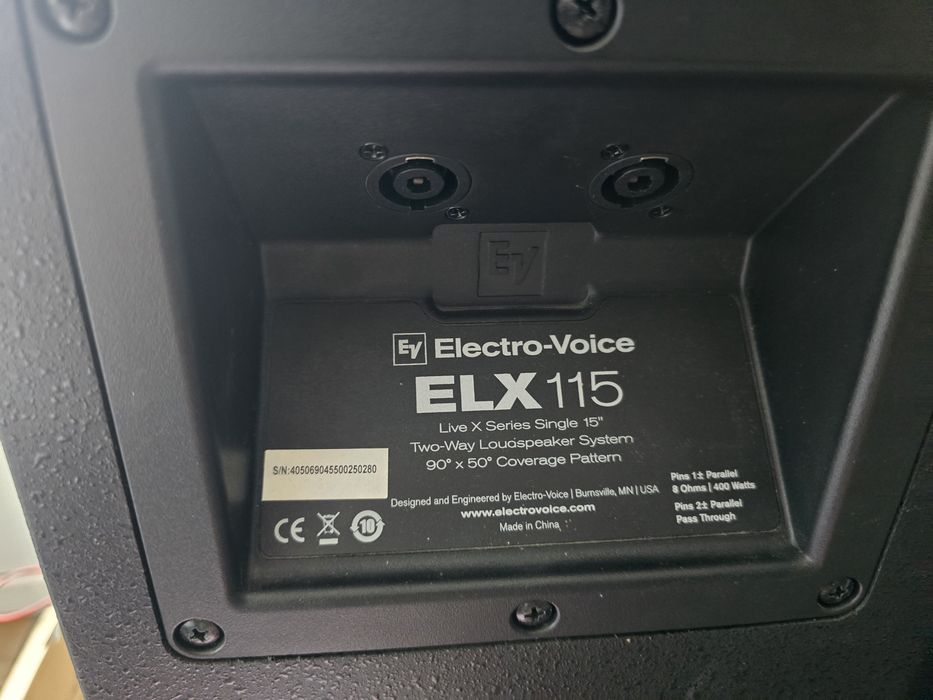 PACHET boxe elx 115, mixer beringer pmp400