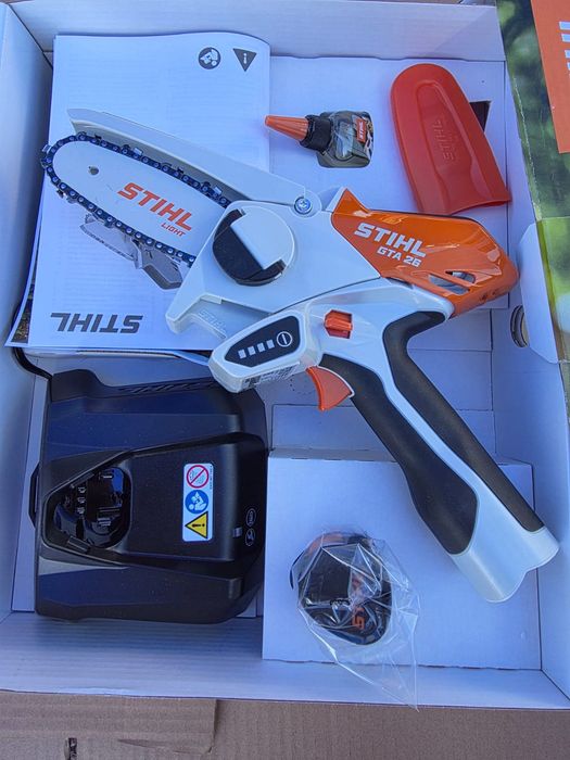 Ferăstrău cu acumulator STIHL GTA 26