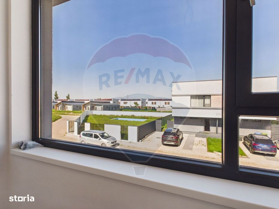 Casa tip duplex cu 4 camere de vânzare in Balotesti