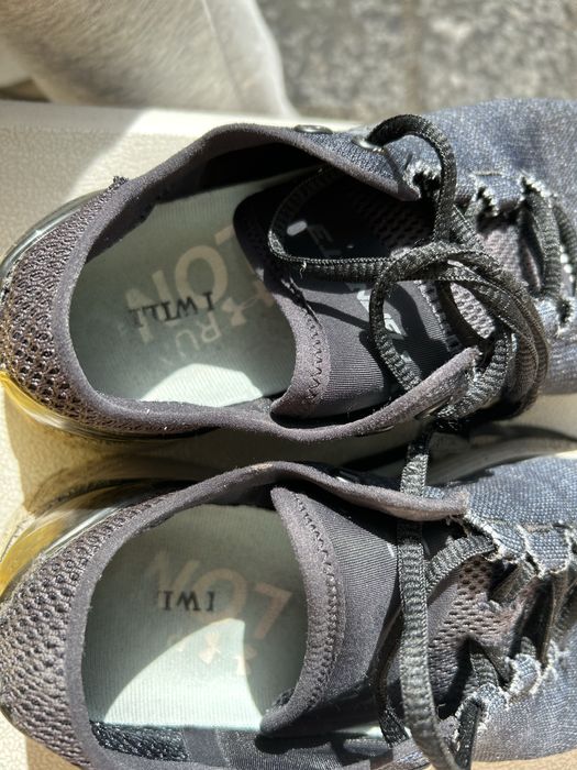 Дамски маратонки Under Armour